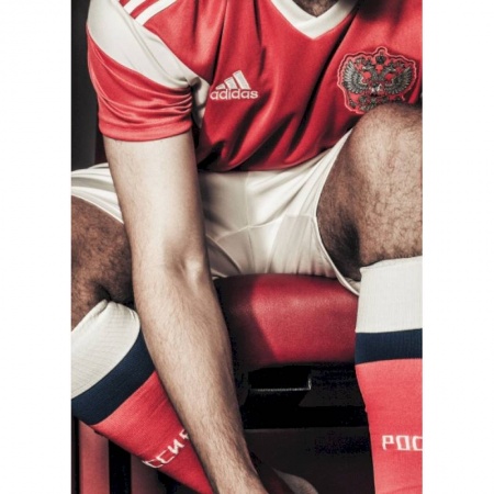 Футбол, книга Про футбол. Больше, чем спорт купить по скидке